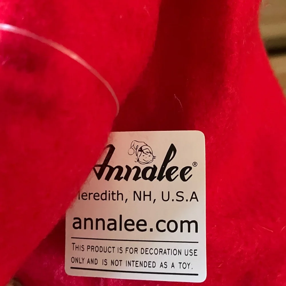 NWT Annalee 15 inch Santa’s Magic Feed item # 400716